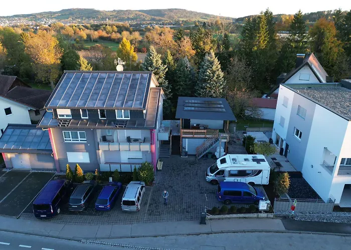 Gaestehaus Stock Brotkoerble *